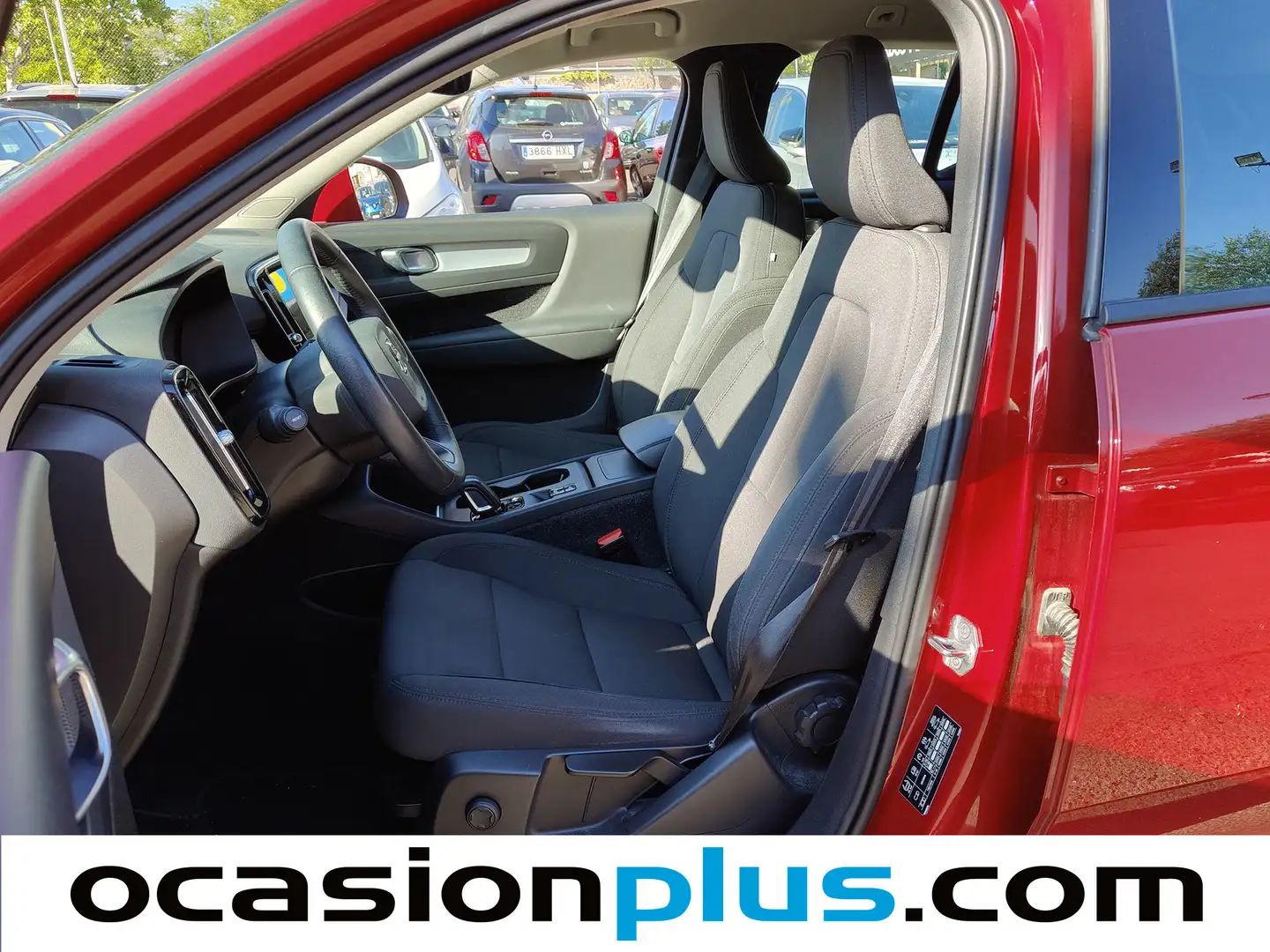 Foto Volvo XC40 Volvo XC40 T3 Momentum Pro Auto (163 CV)