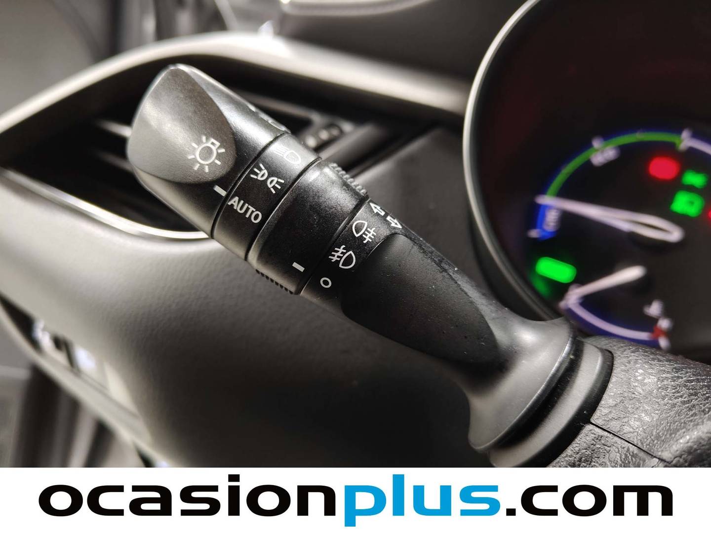 Foto Toyota C-HR Toyota C-HR 1.8 125H Active (122 CV)