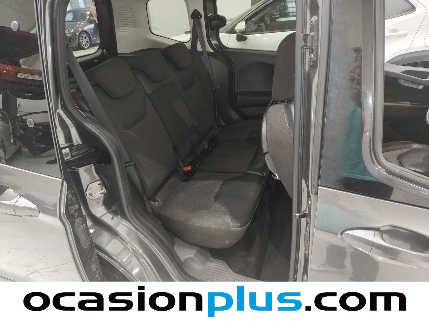 Foto Ford Tourneo Courier Ford Tourneo Courier 1.0 EcoBoost Sport  (100 CV)