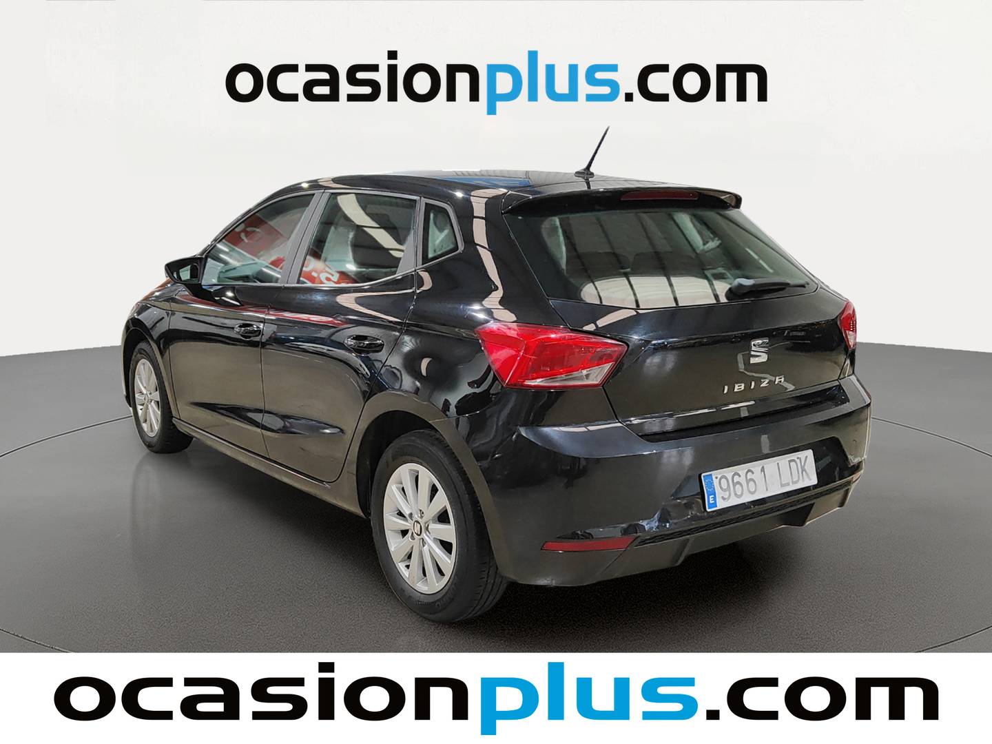 Foto trasera Seat Ibiza Seat Ibiza 1.0 MPI Style Plus (80 CV) izquierda