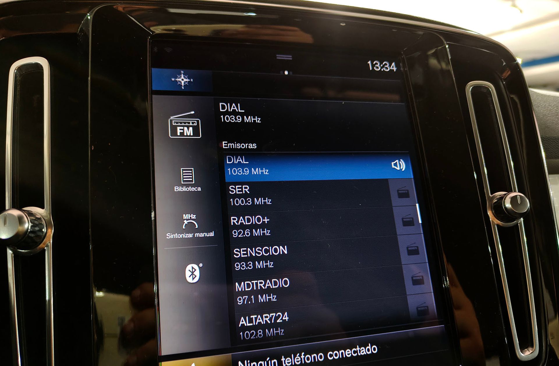 Volvo XC40 T2 Momentum Pro - foto 34
