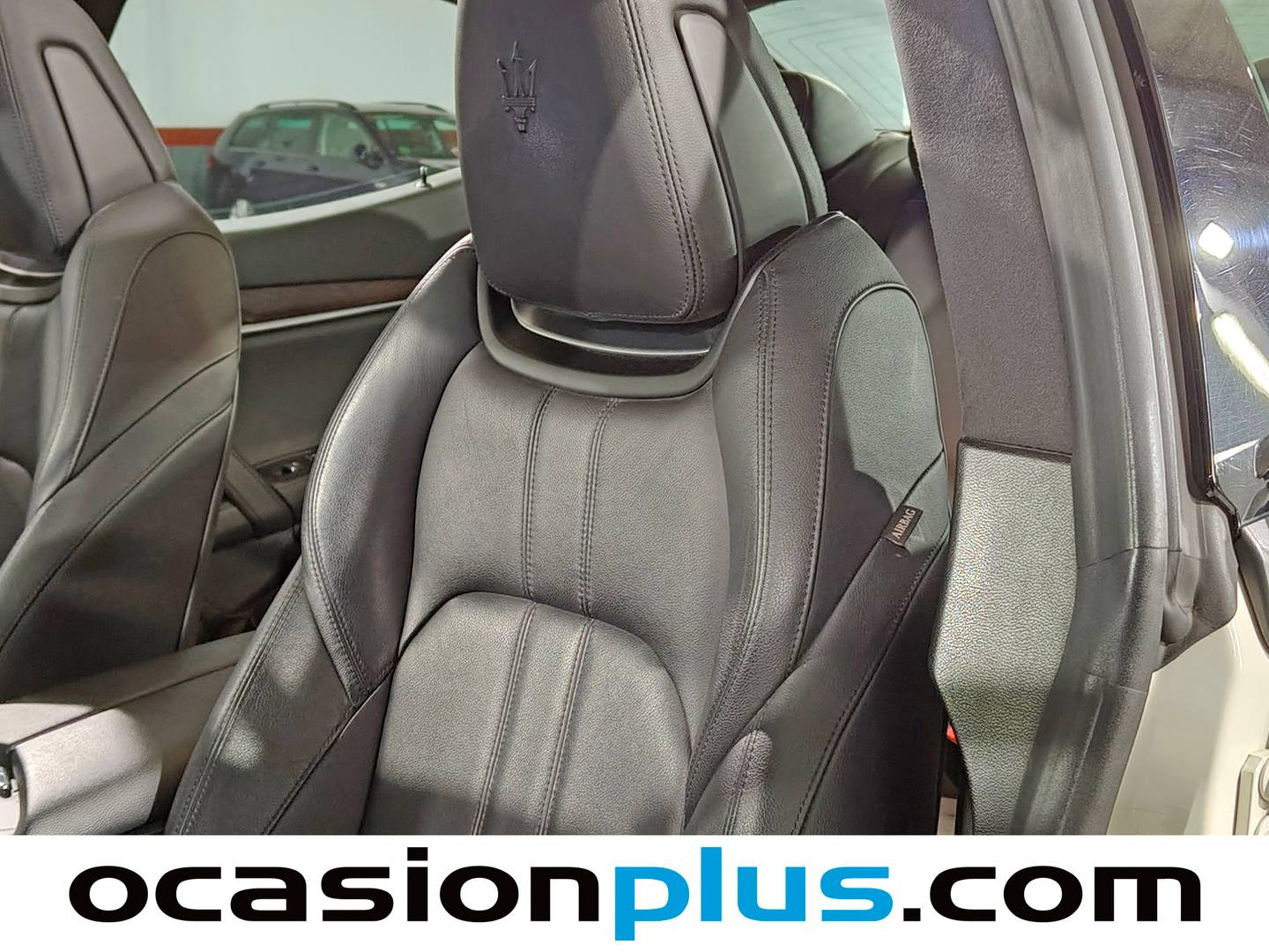 Equipamiento del Maserati Ghibli Maserati Ghibli Gransport V6 HP D RWD (275 CV)