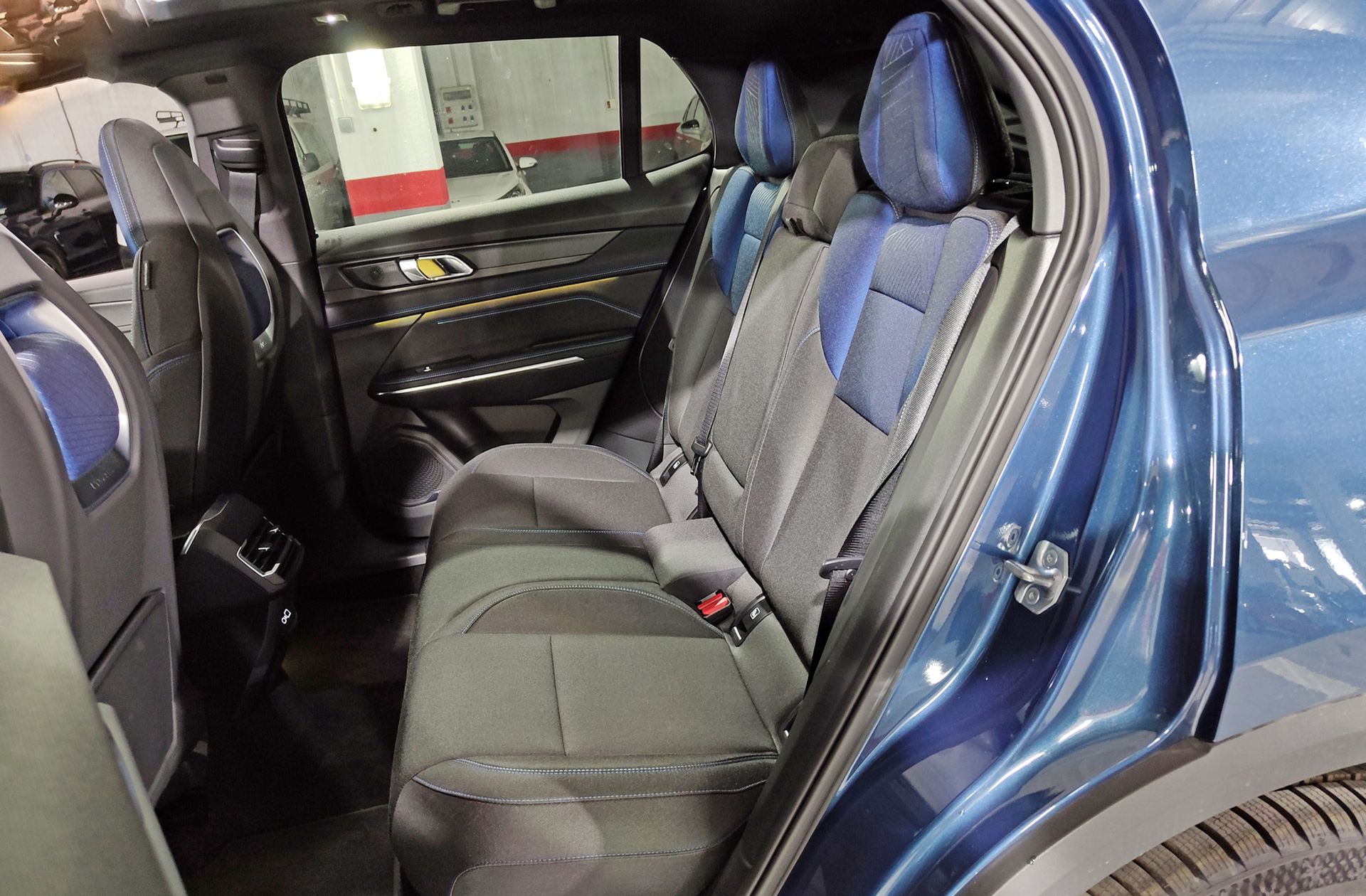 Lynk & Co 01 1.5 PHEV - foto 18