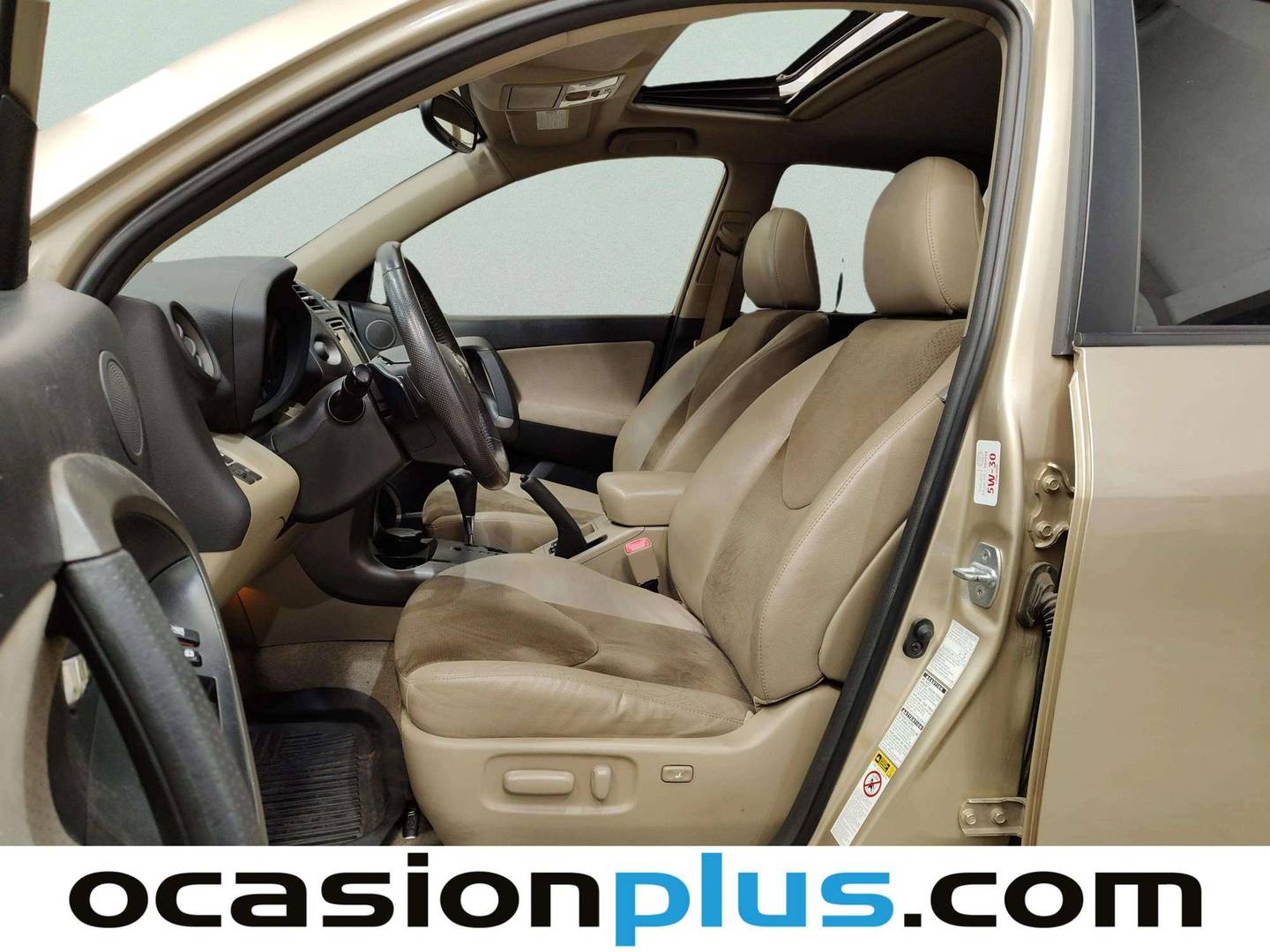 Foto asientos delanteros Toyota Rav4 Toyota Rav4 2.2 D-4D Executive 4x4 (150 CV)