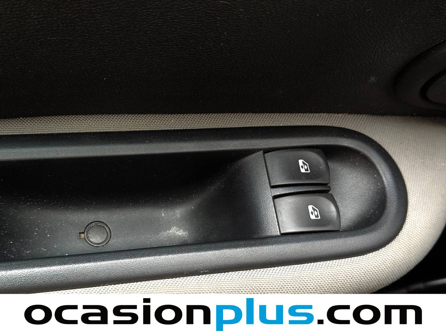 Renault Clio Renault Clio 1.2 Authentique eco2 (75 CV) manual