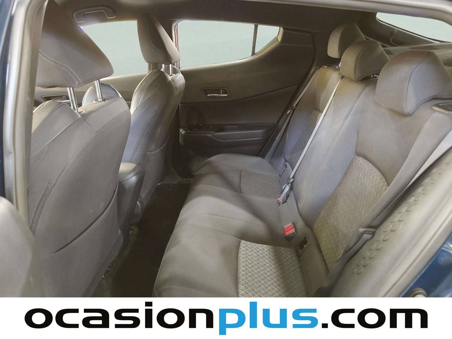 Foto asientos traseros Toyota C-HR Toyota C-HR 1.8 125H Advance (122 CV)