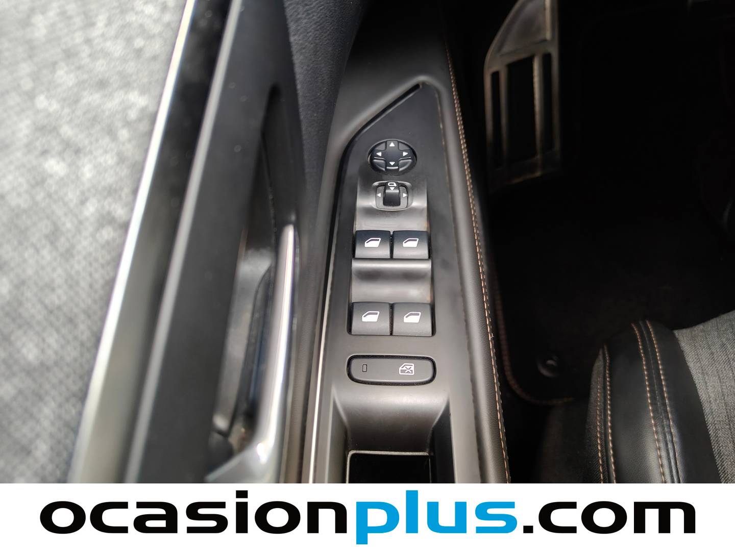 Peugeot 5008 Peugeot 5008 1.6L THP GT Line EAT6 (165 CV) 7 Plazas seminuevo
