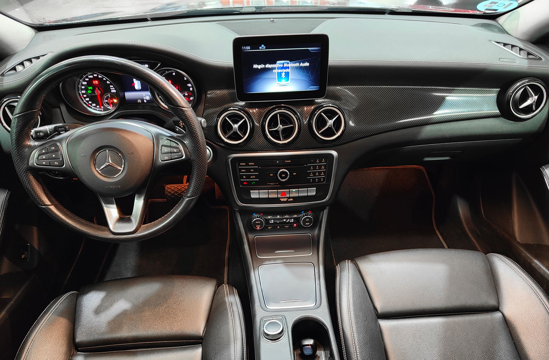 Mercedes-Benz CLA Shooting Brake 200 d Pack AMG - foto 7