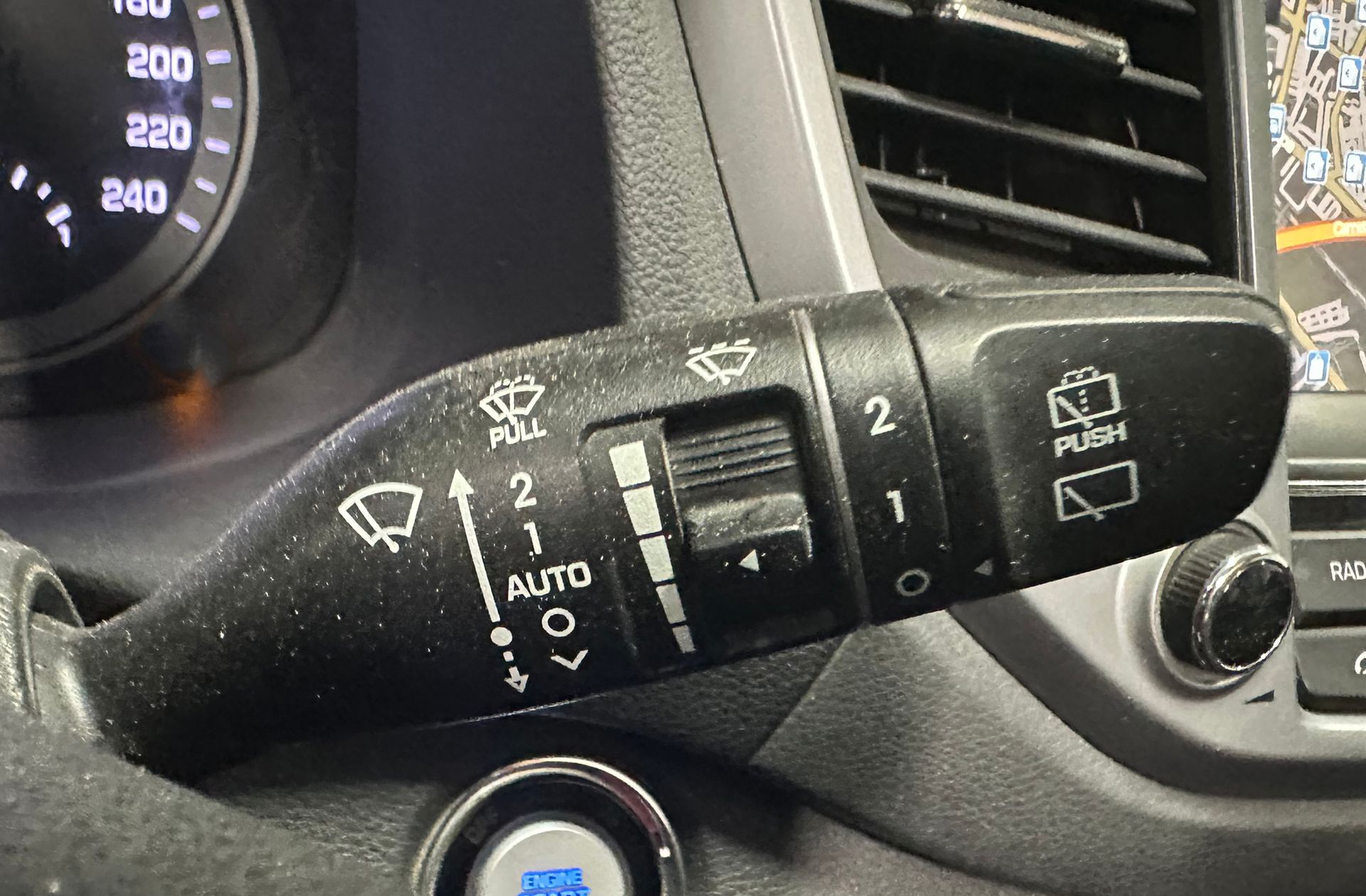 Hyundai Tucson 1.7 CRDi BlueDrive Tecno Sky 4x2 DCT - foto 26