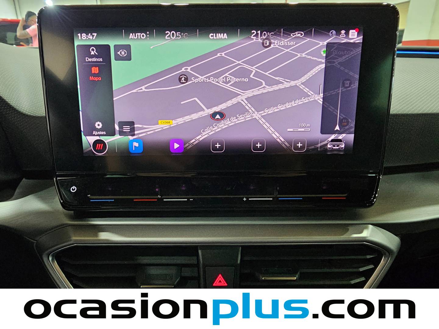 Extras y acabados del Seat León Seat León 1.5 eTSI S&S FR DSG (150 CV)