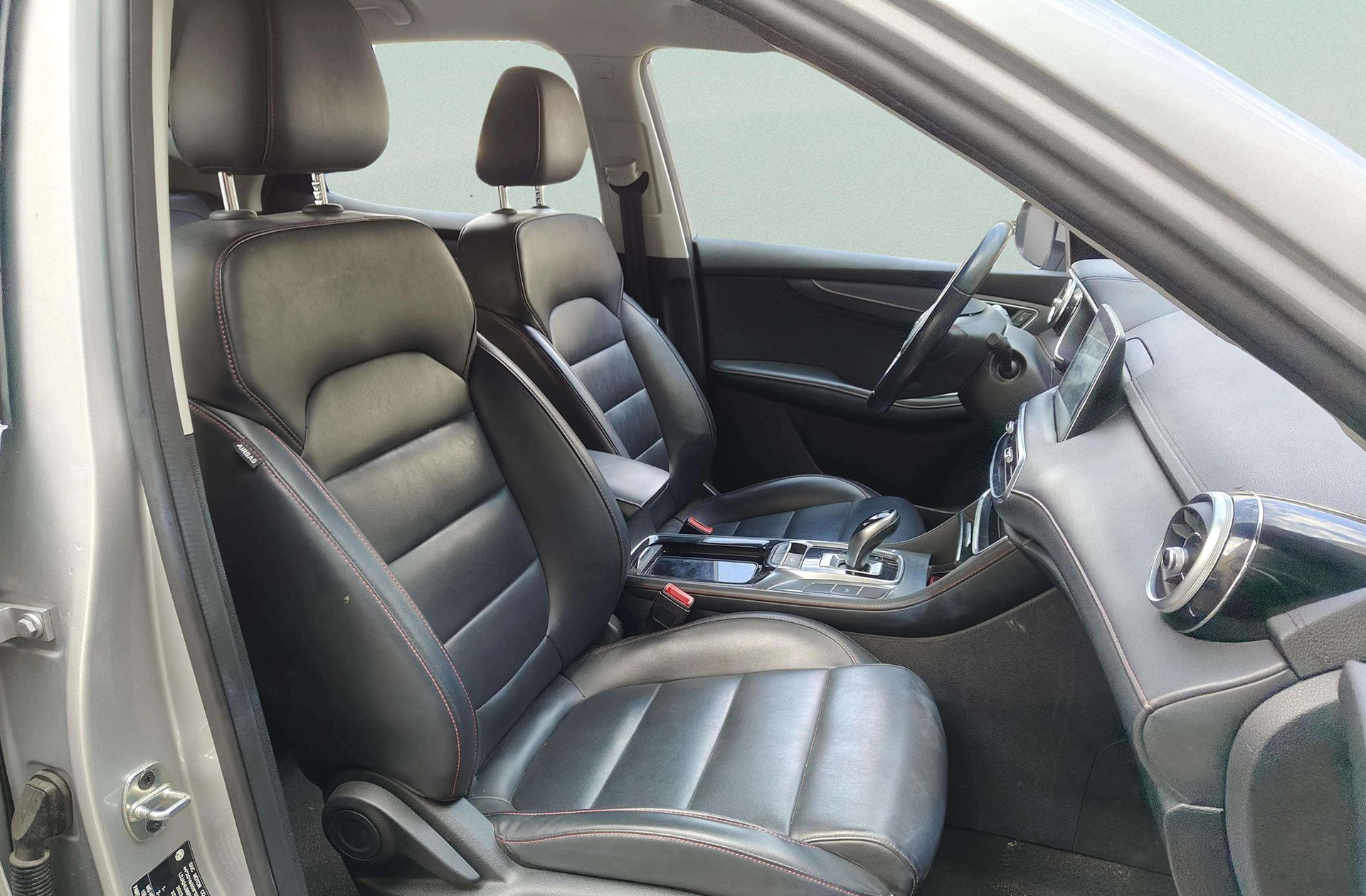 MG HS 1.5 Turbo GDI Comfort DCT - foto 22