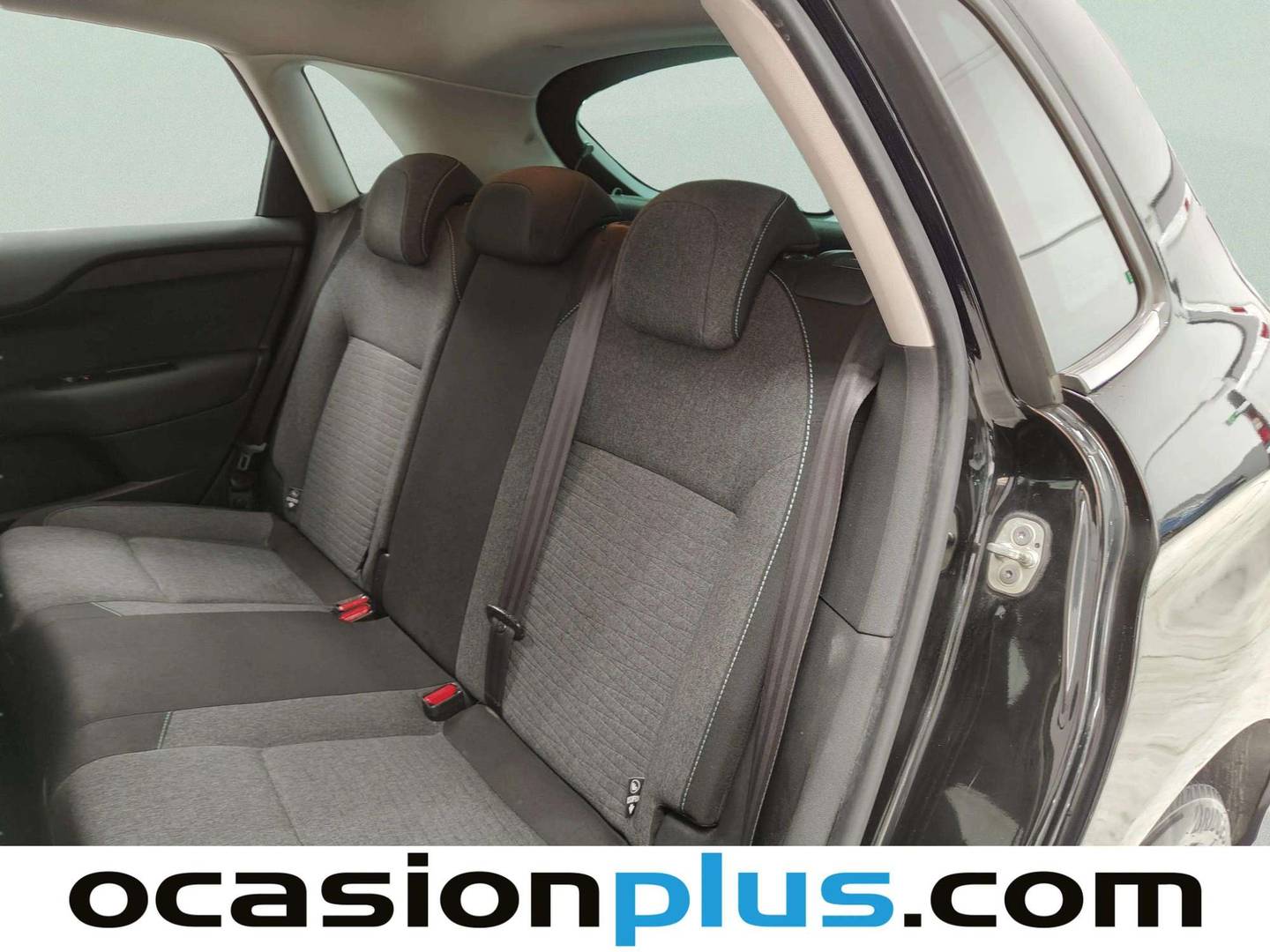 Foto asientos traseros Citroën C4 Citroën C4 PureTech 110 Live Edition (110 CV)