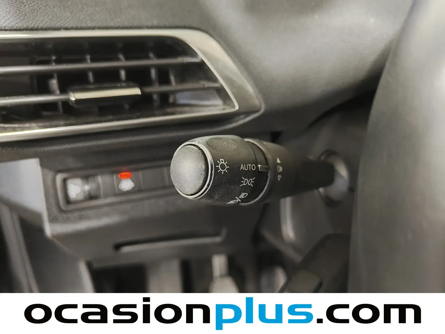 Foto Peugeot 3008 Peugeot 3008 PureTech 130 S&S Allure Pack (130 CV)