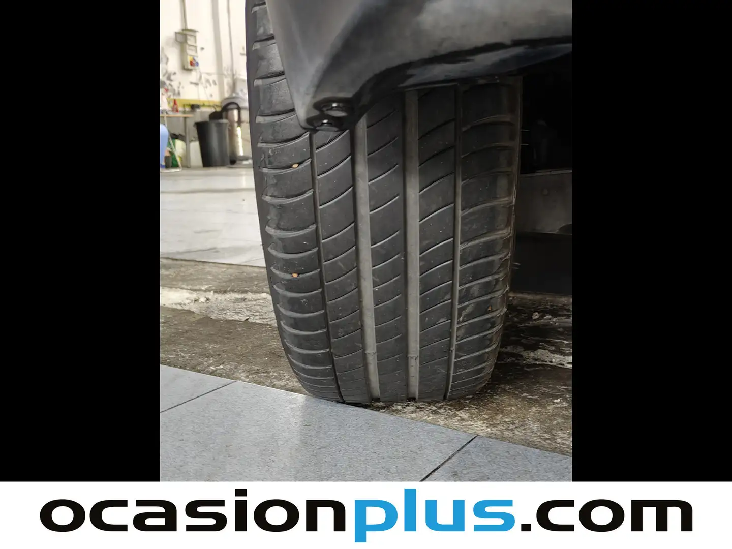 Foto Toyota C-HR Toyota C-HR 1.8 125H Advance (122 CV)