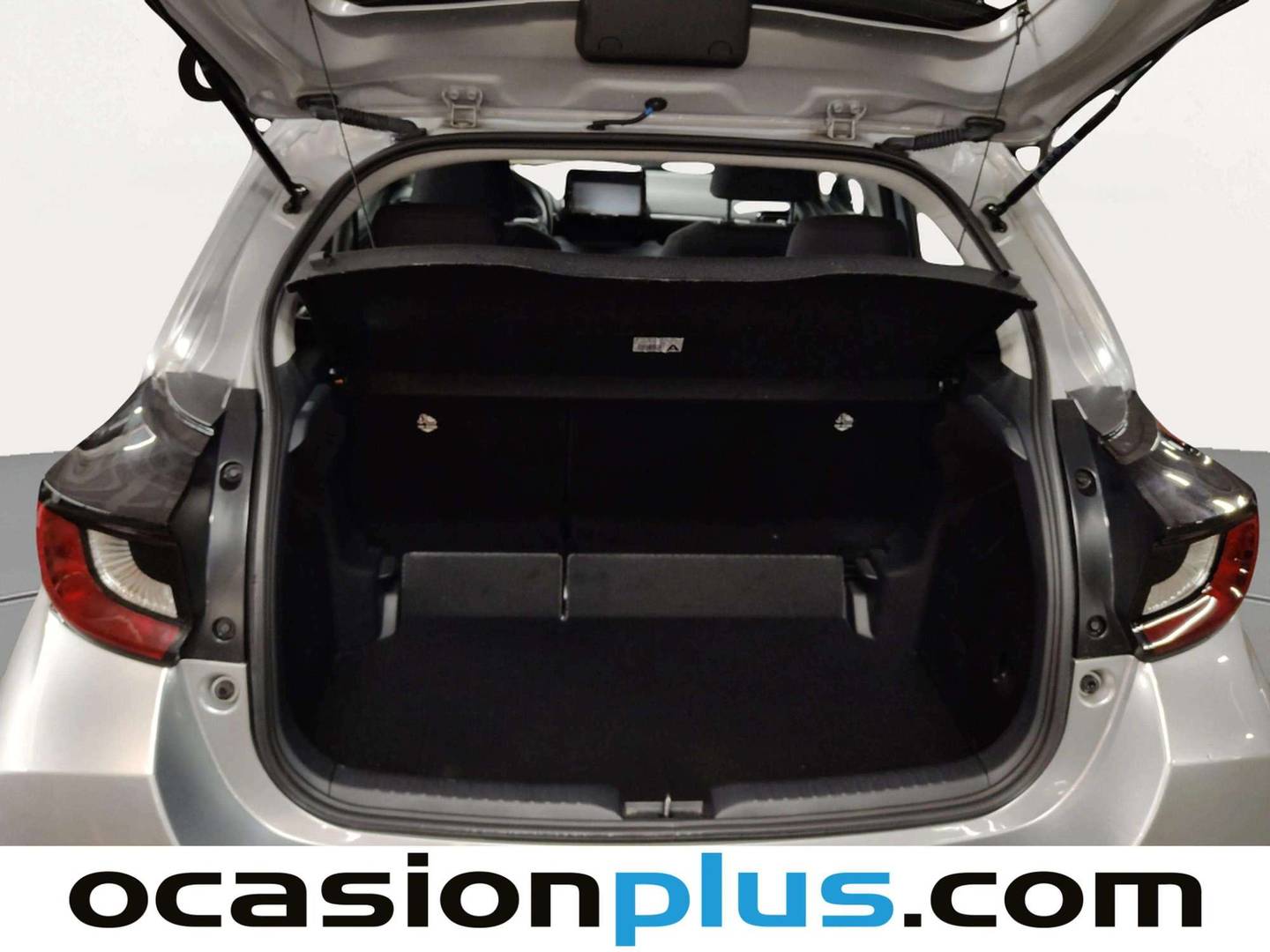 Fotos maletero Mazda Mazda2 Mazda Mazda 2 1.5 Center-Line CVT (116 CV)
