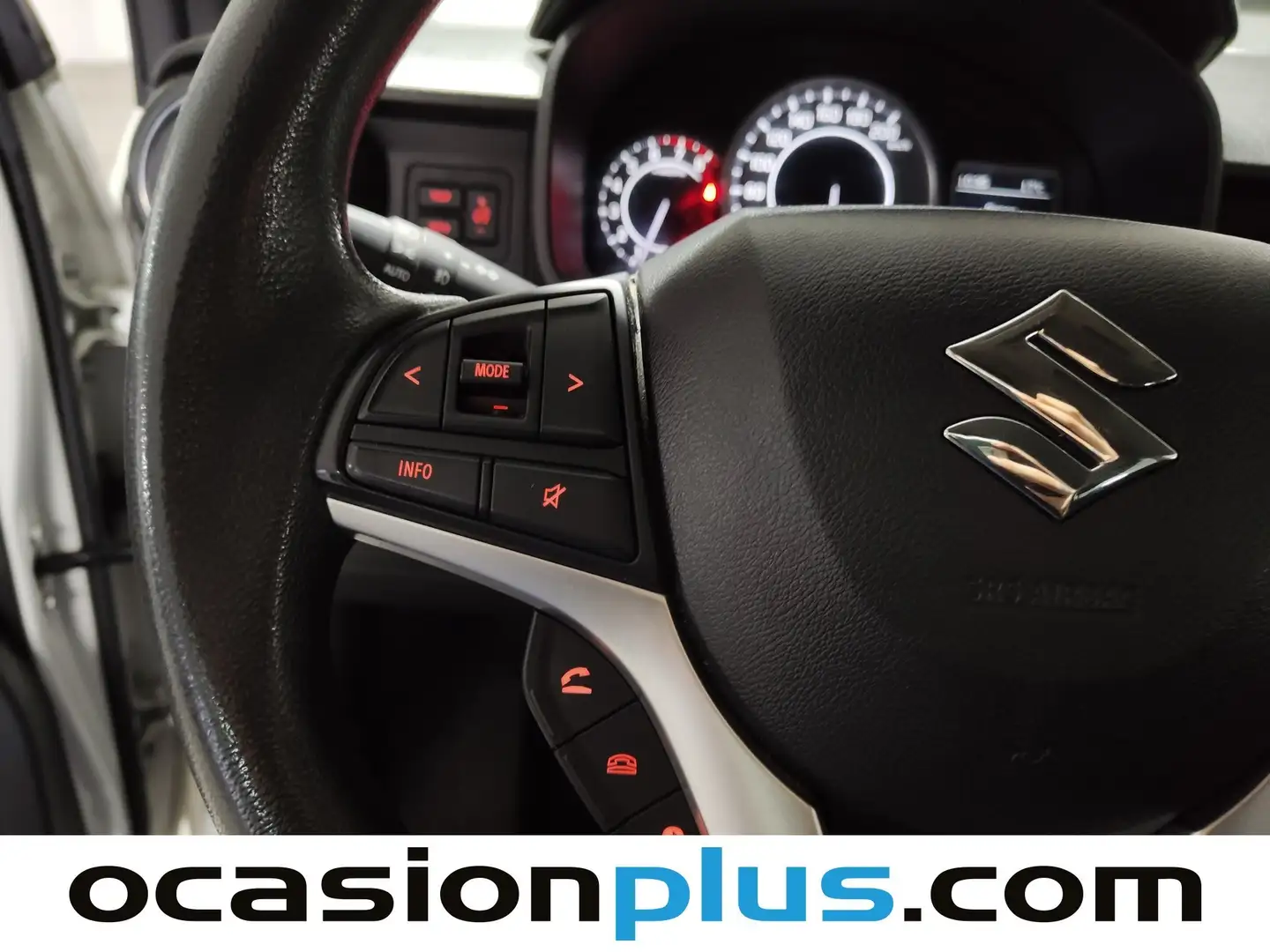 Foto Suzuki Ignis Suzuki Ignis 1.2 Mild Hybrid GLE (83 CV)