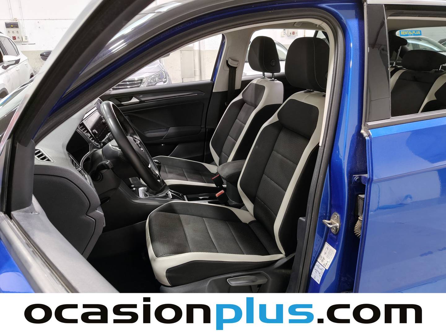Foto asientos delanteros Volkswagen T-Roc Volkswagen T-Roc Sport 1.5 TSI (150 CV)