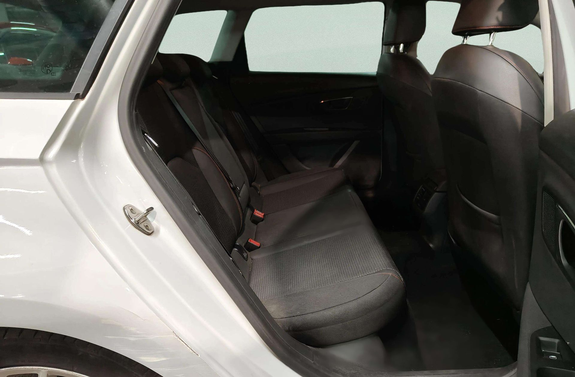 SEAT León 2.0 TDI FR - foto 19