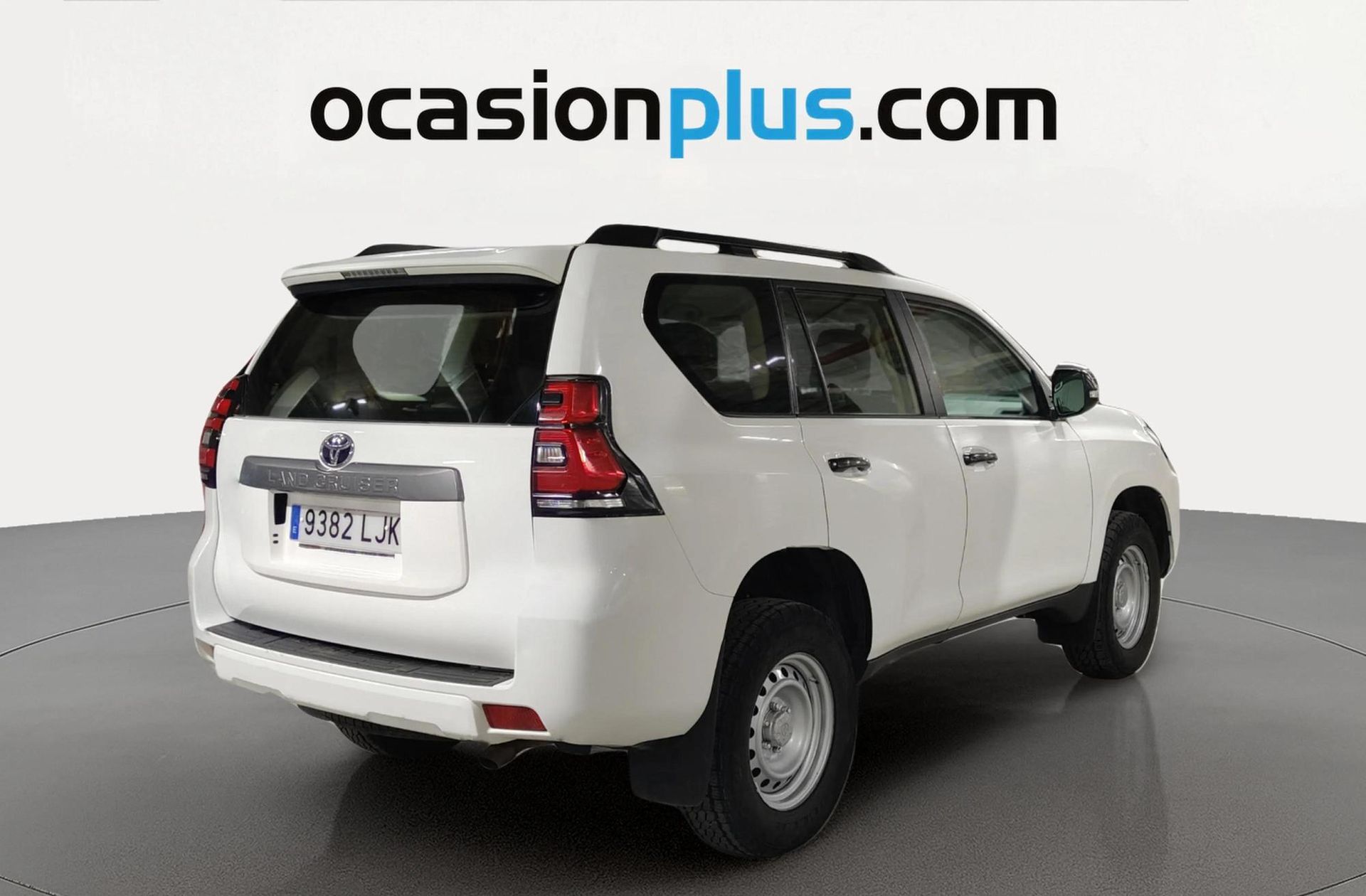 Toyota Land Cruiser 2.8 D-4D GX 7 plazas - foto 4