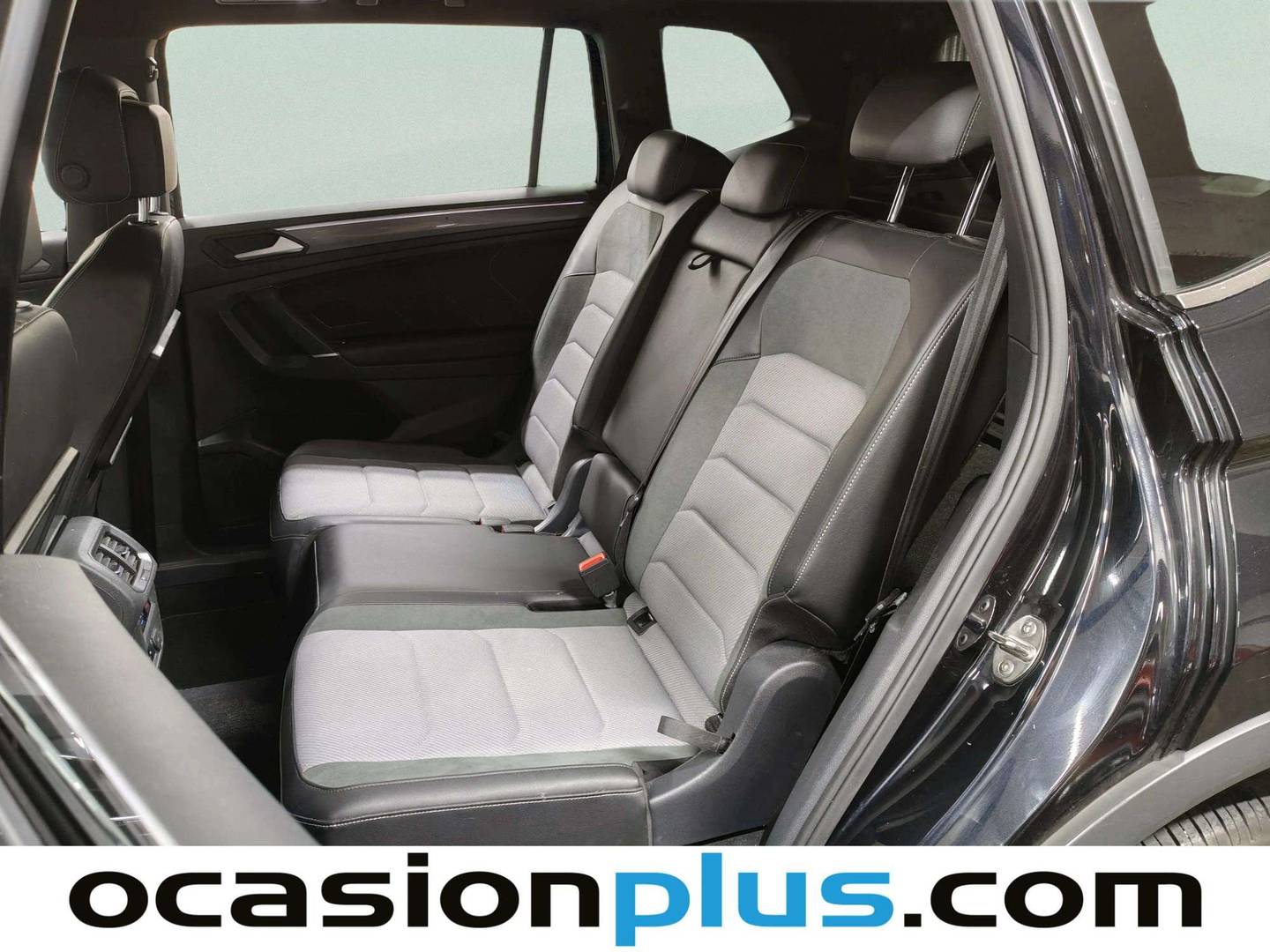 Foto asientos traseros Volkswagen Tiguan Allspace Volkswagen Tiguan Allspace 2.0 TDI 4Motion (190 CV) DSG 7 Plazas Pack R-Line
