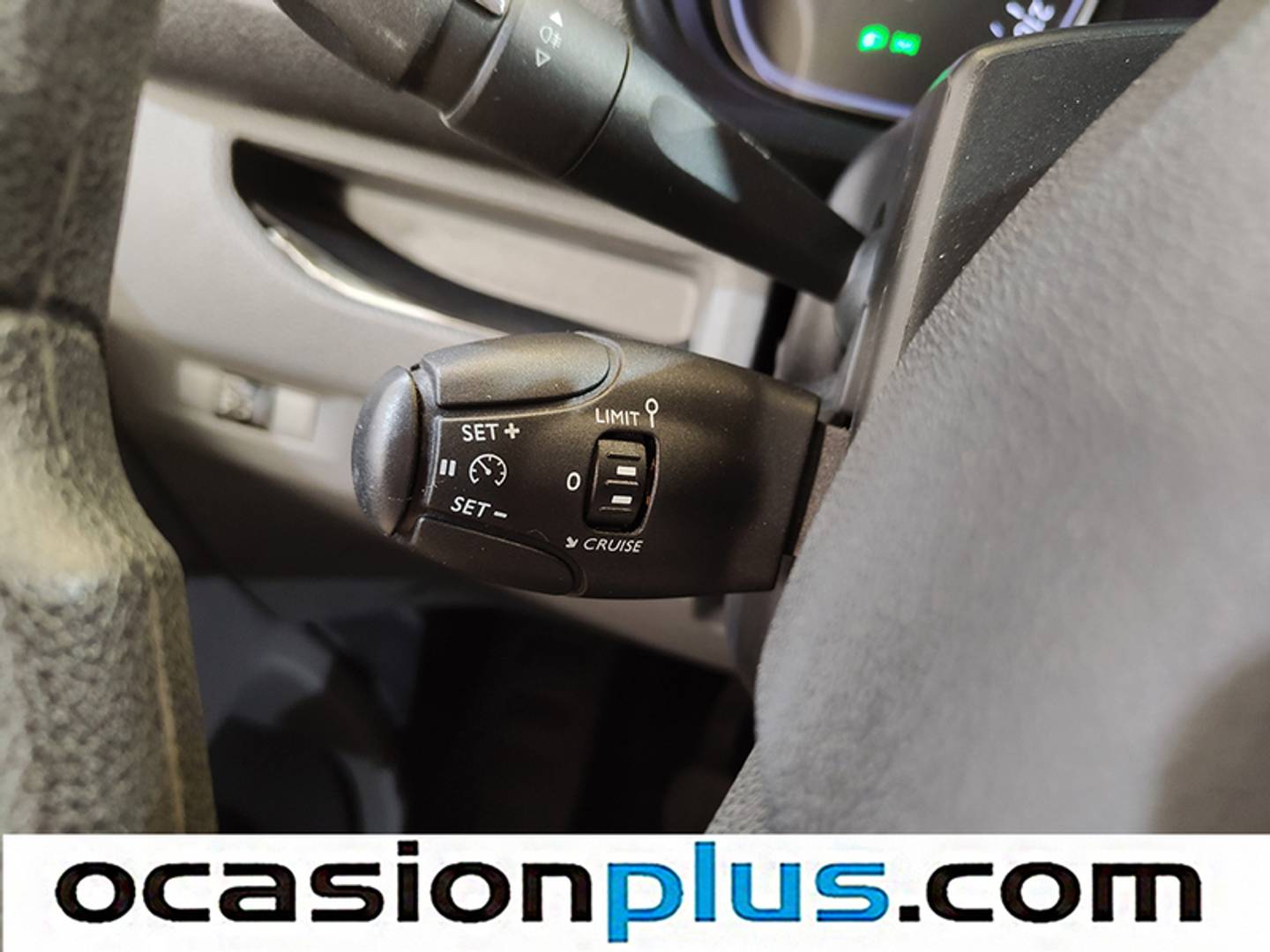 Foto Peugeot Expert Peugeot Expert BlueHDi 150 S&S Standard 8 Plazas (150 CV)