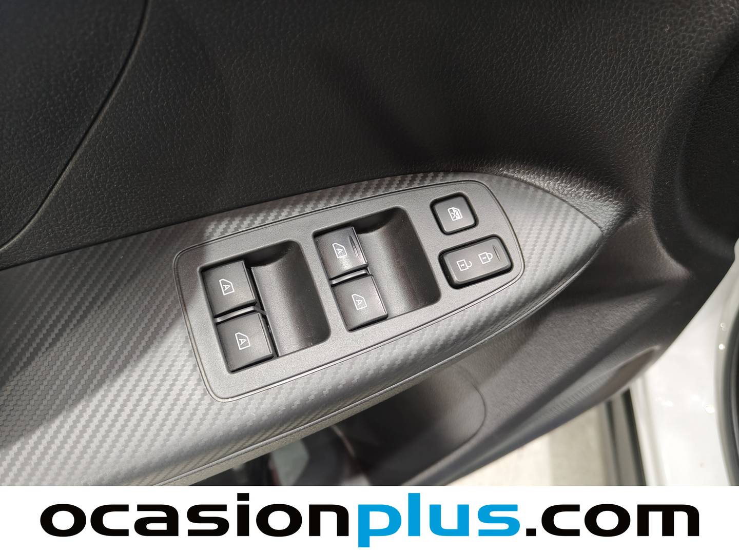 Foto Mitsubishi Eclipse Cross Mitsubishi Eclipse Cross 2.4 PHEV Kaiteki 4WD Auto (188 CV)