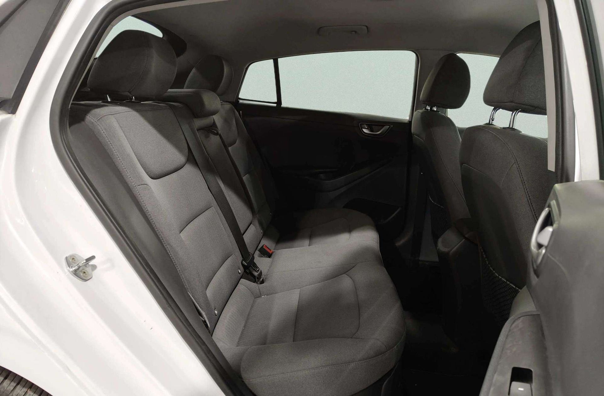 Hyundai Ioniq 1.6 GDI HEV Klass - foto 15