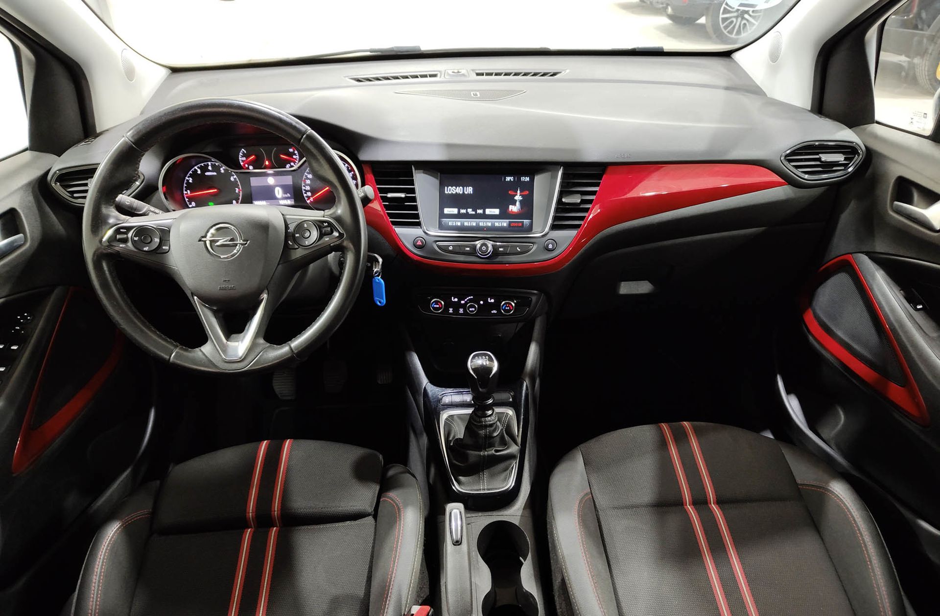Opel Crossland 1.2 GS - foto 6