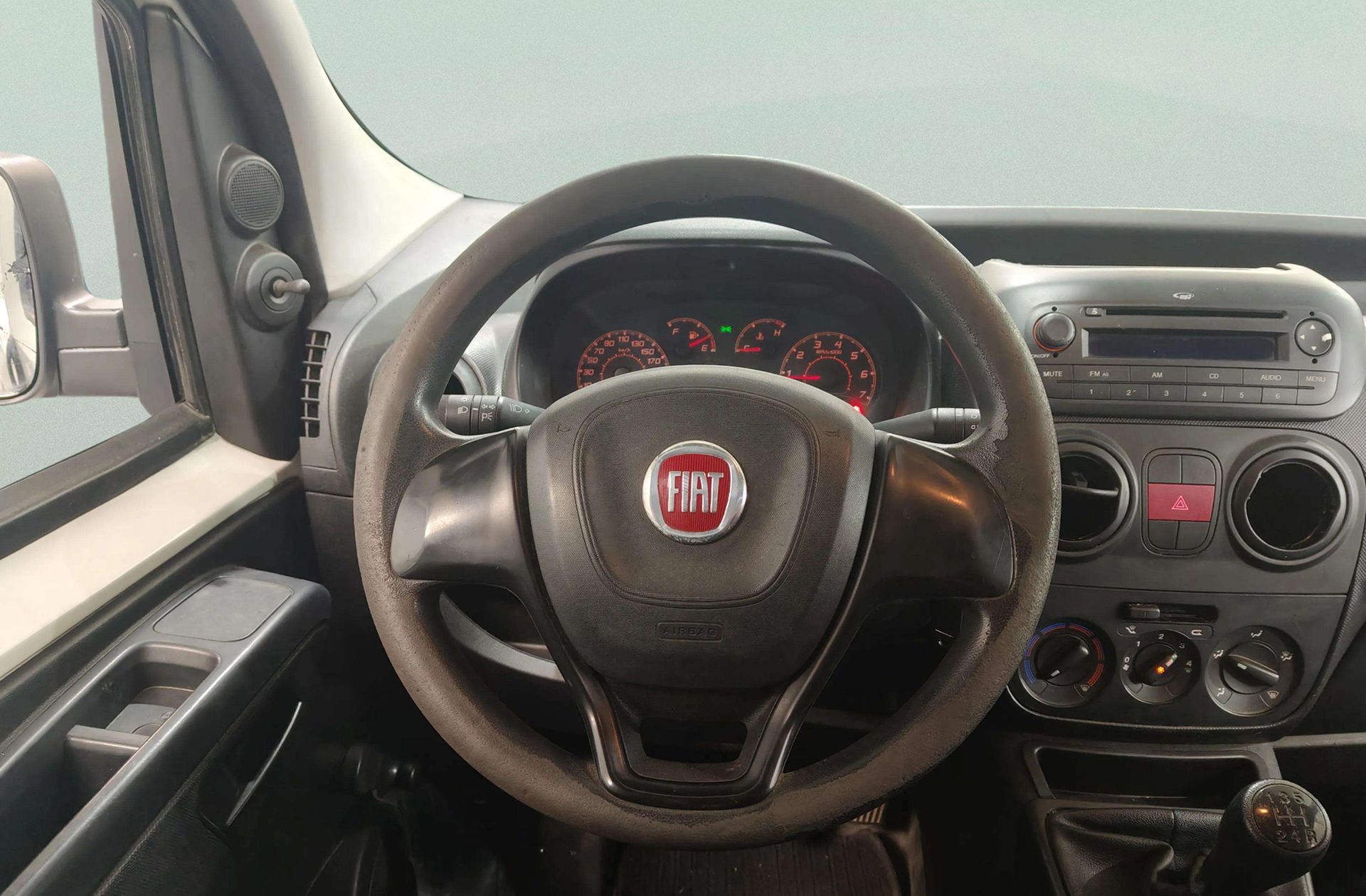 Fiat Fiorino Cargo Furgon 1.3 MultiJet Base - foto 16