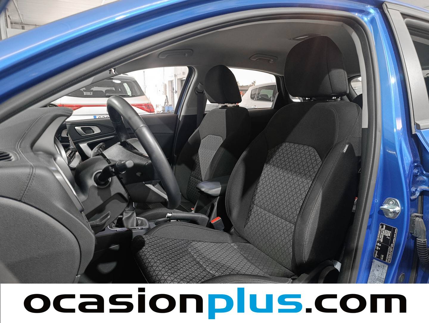 Foto asientos delanteros KIA Ceed KIA Ceed 1.0 T-GDi Concept (100 CV)