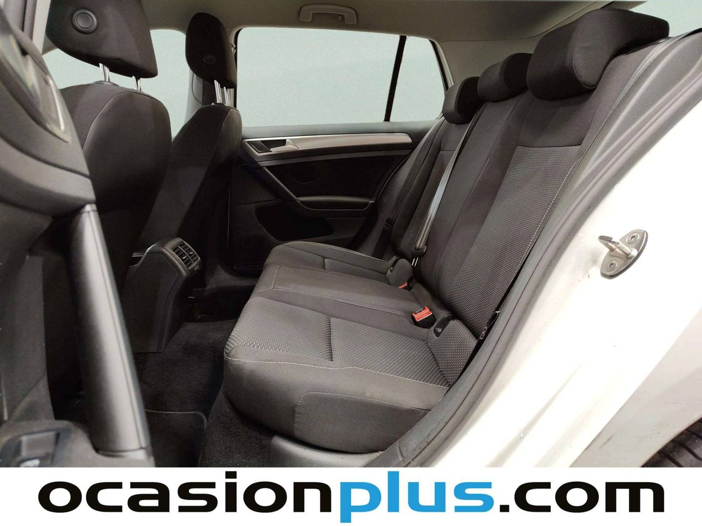 Foto asientos traseros Volkswagen Golf Volkswagen Golf Business 1.6 TDI (115 CV)