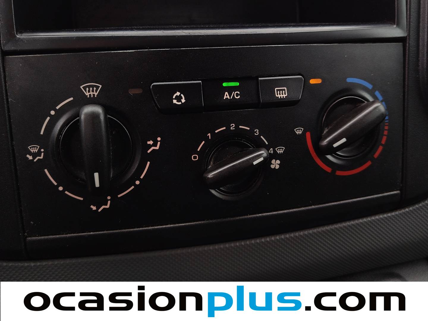 Foto Peugeot Partner Peugeot Partner Tepee Combi 1.6 HDI Confort (75 CV)