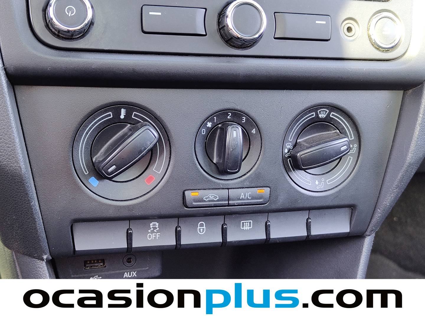 Acabados Skoda Spaceback Skoda Spaceback 1.6 TDI CR Ambition (90 CV)