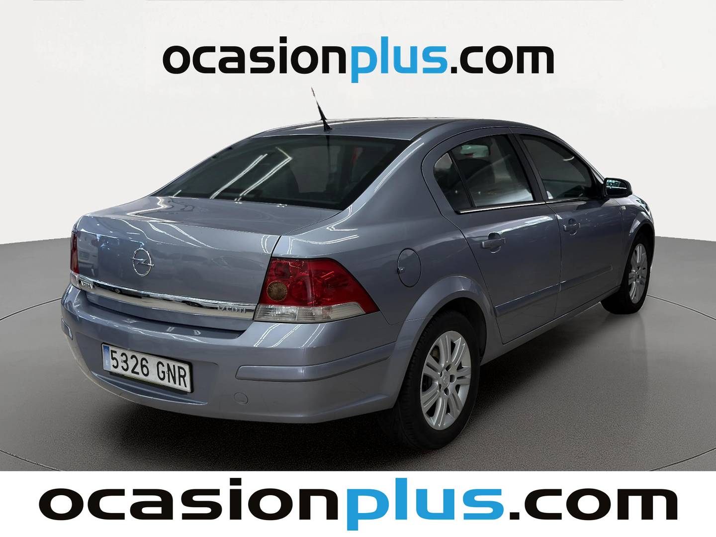 Foto trasera Opel Astra Opel Astra 1.7CDTi Edition (100 CV) izquierda