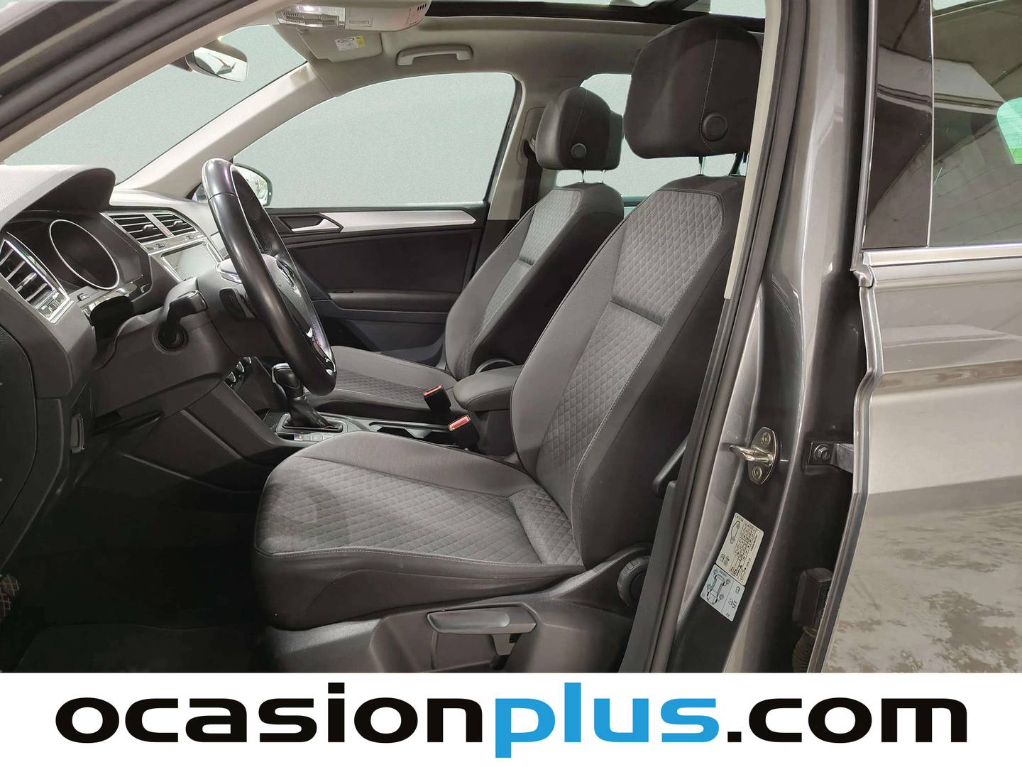 Foto asientos delanteros Volkswagen Tiguan Volkswagen Tiguan Advance 1.5 TSI  Pack R-line (150 CV) DSG