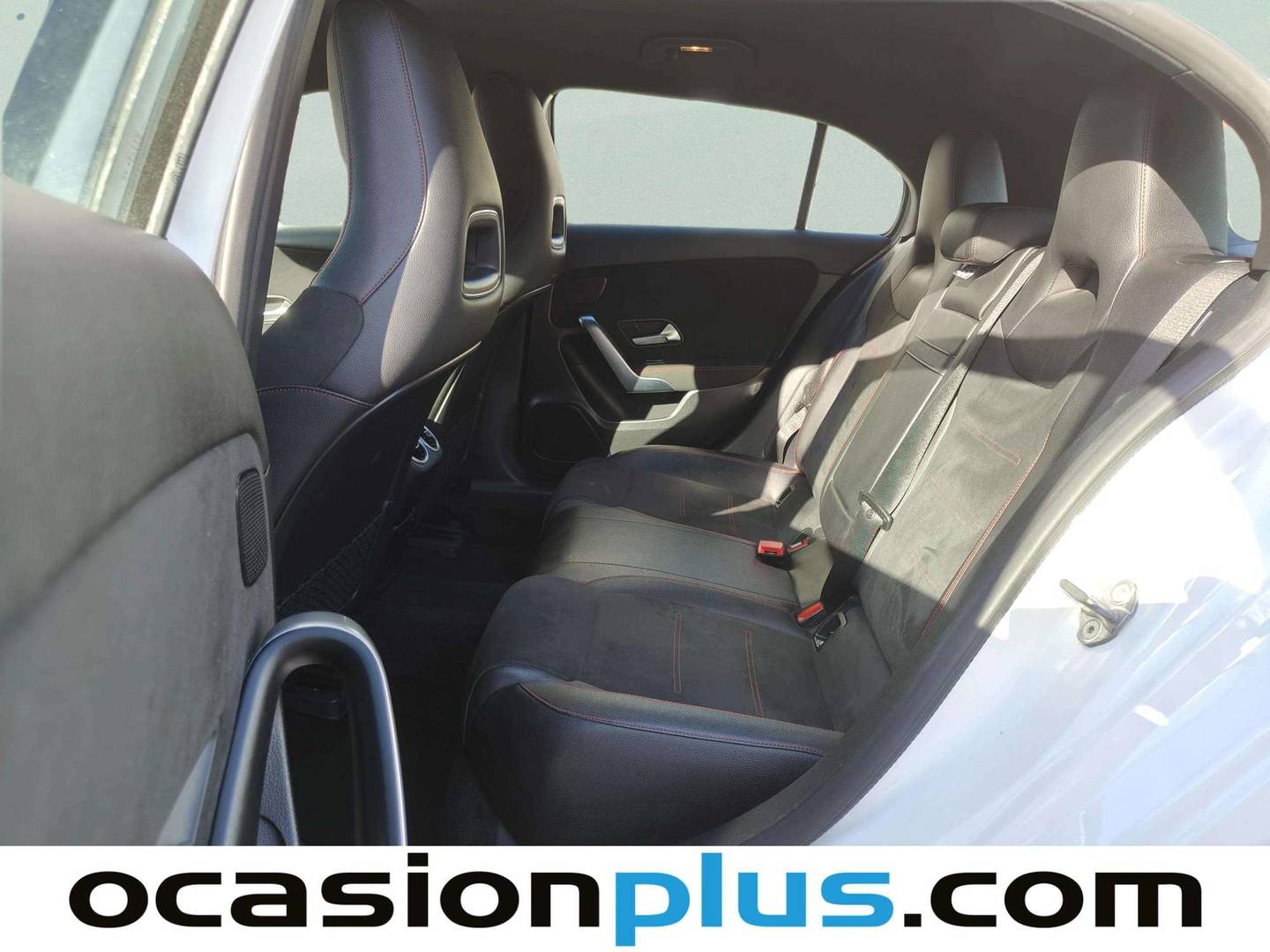Foto asientos traseros Mercedes Clase A Mercedes Clase A 180 d (116 CV) Pack AMG