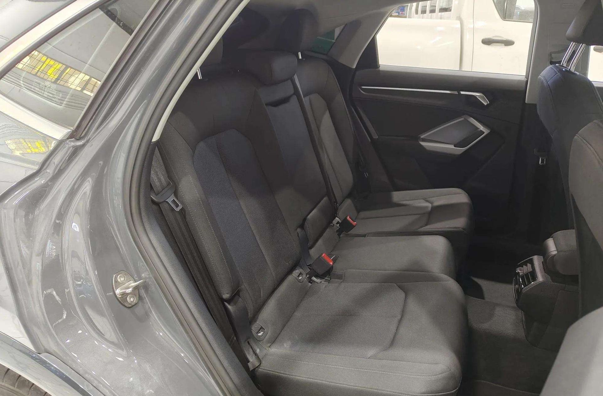 Audi Q3 Advanced 35 TDI - foto 19