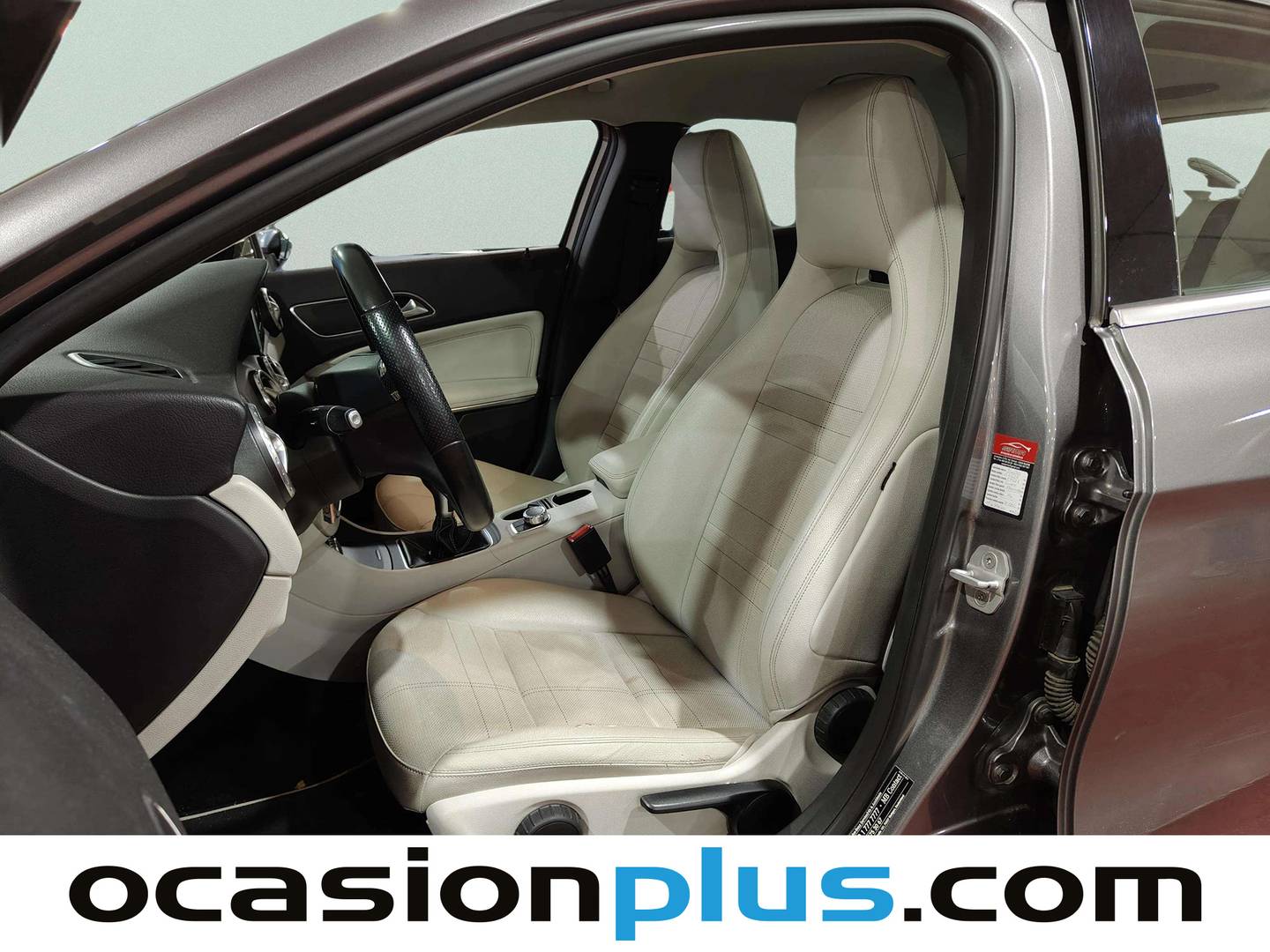 Foto asientos delanteros Mercedes GLA Mercedes GLA GLA 200 CDI Style (136 CV)