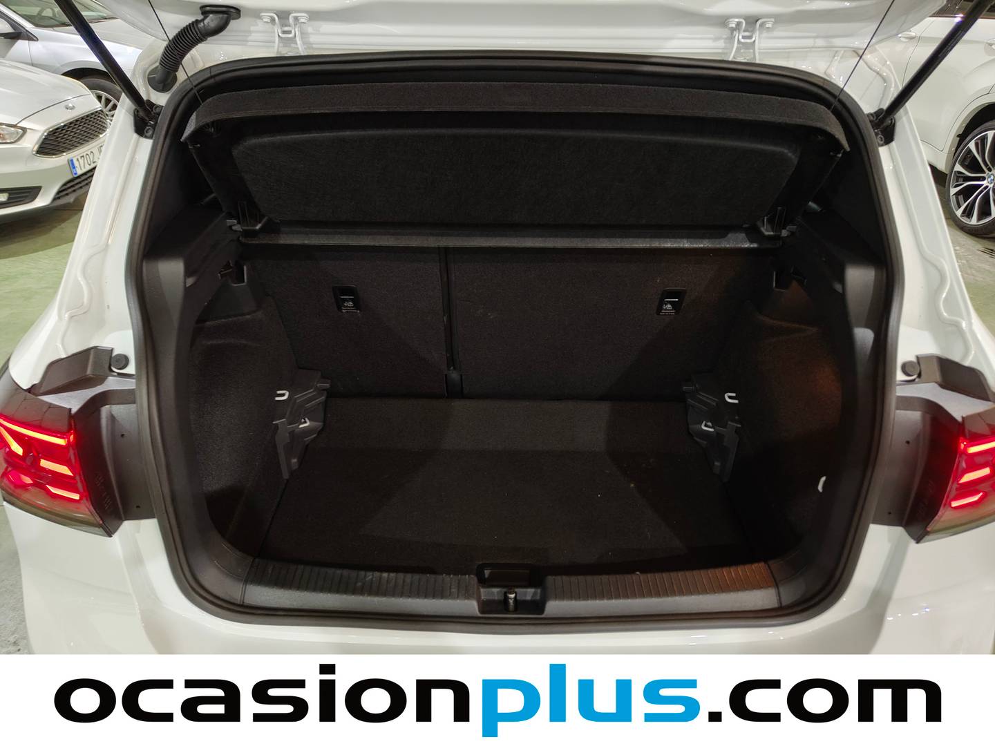 Fotos maletero Volkswagen T-Cross Volkswagen T-Cross R-Line 1.0 TSI (116 CV)