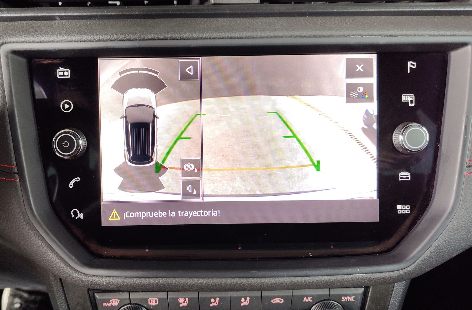 SEAT Arona 1.6 TDI Ecomotive FR - foto 8
