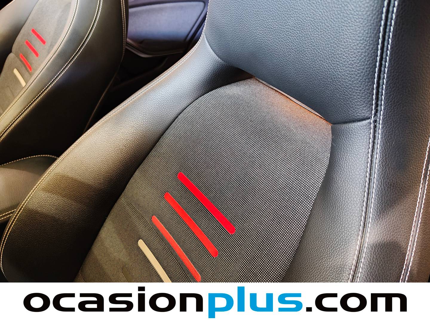 Accesorios del Mercedes Clase A Mercedes-Benz Clase A 200 d (136 CV) Pack AMG