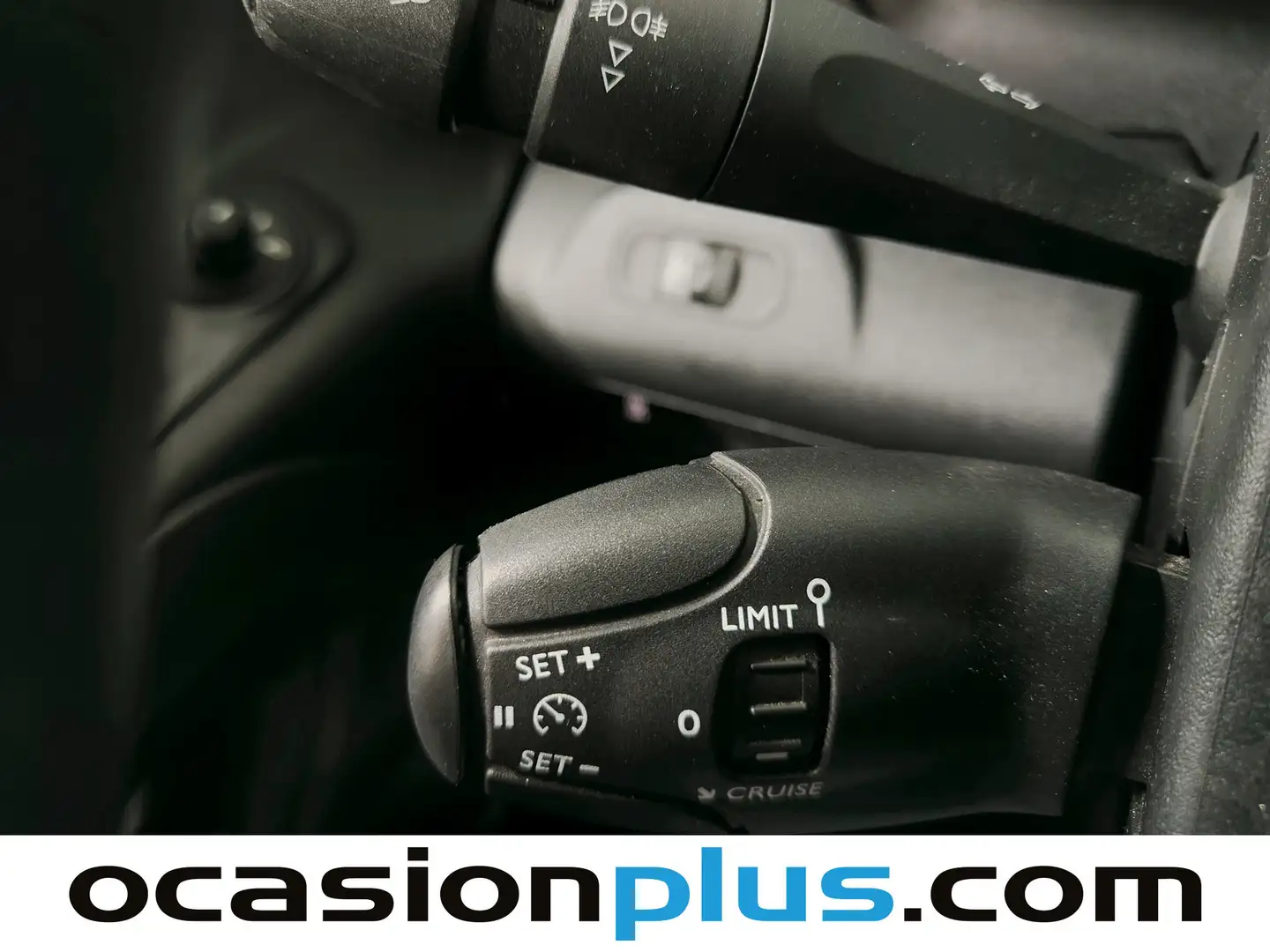 Foto Peugeot Partner Peugeot Partner BlueHDi 100 S&S Pro Standard 600kg (98 CV)