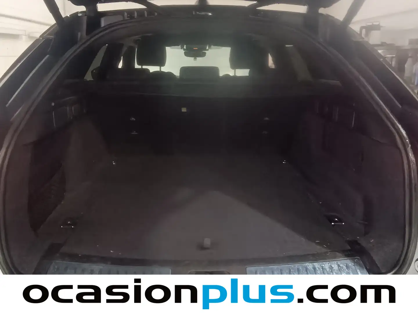 Foto Land Rover Range Rover Velar Land Rover Range Rover Velar 2.0 I4 R-Dynamic S 4WD Auto (204 CV)