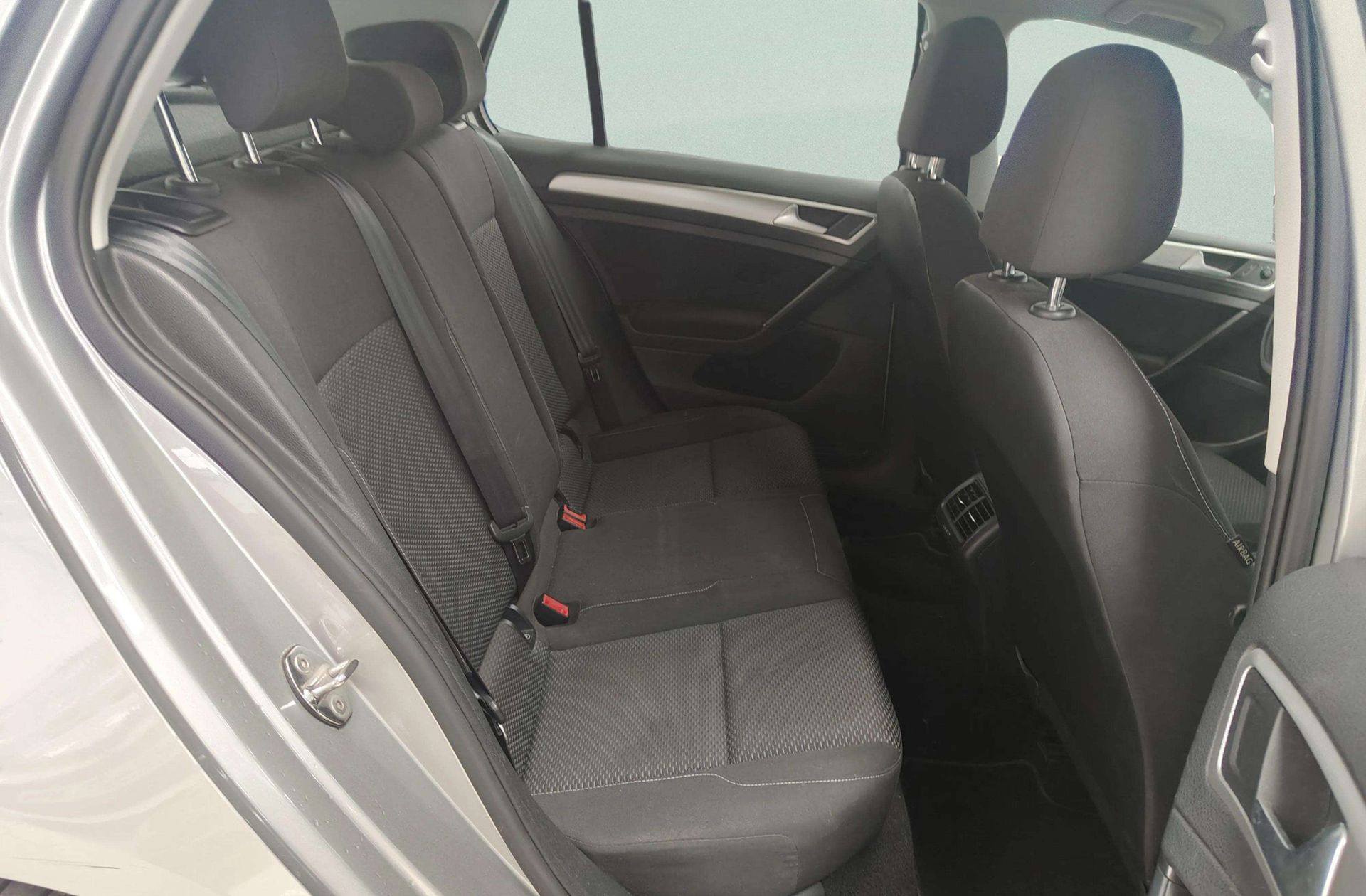 Volkswagen Golf Business Navi 1.6 TDI DSG - foto 15
