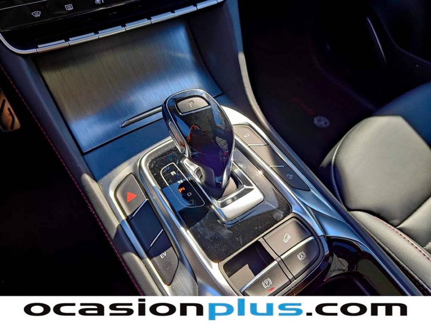 Foto MG eHS MG eHS 1.5 T-GDI PHEV Luxury (258 CV)