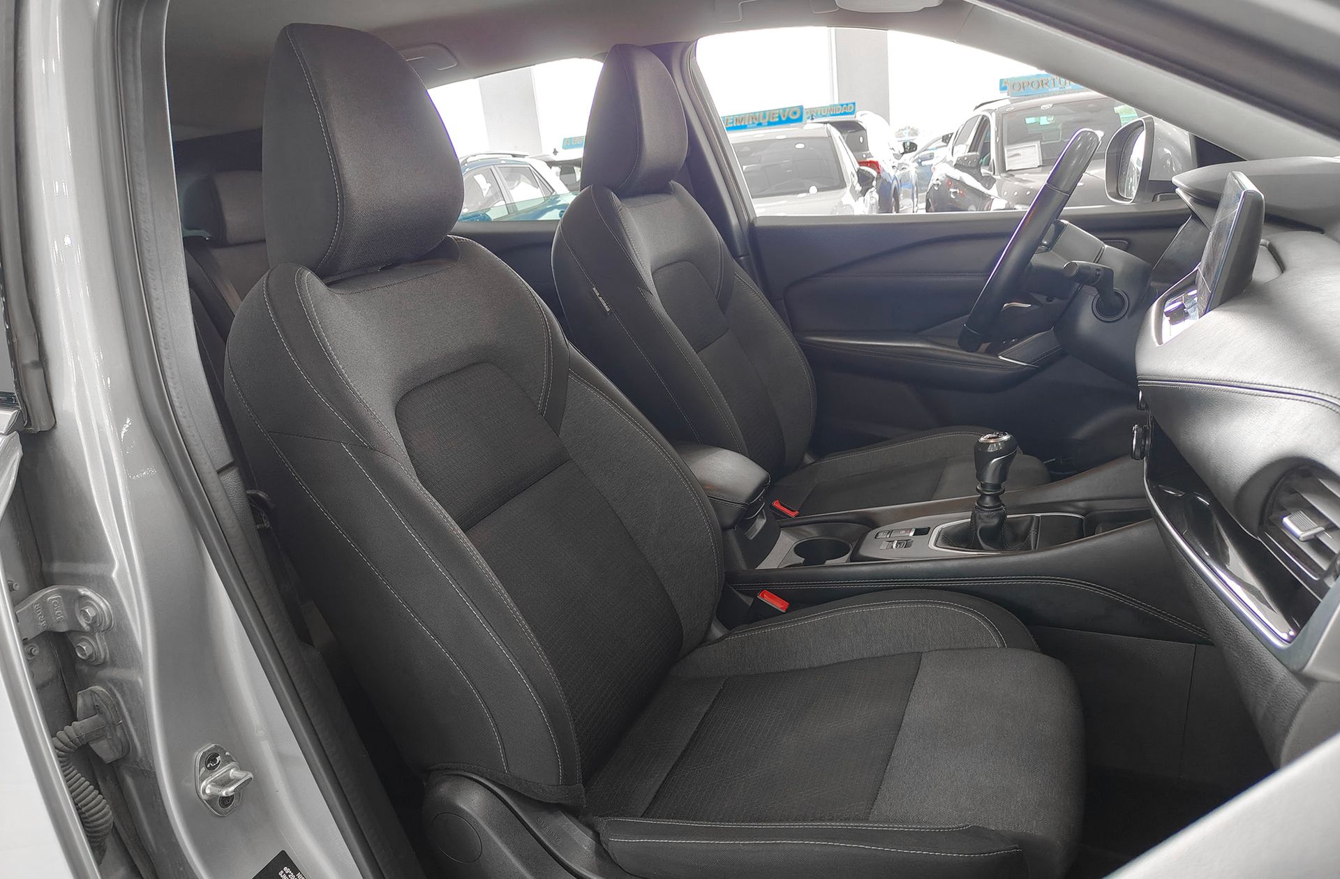 Nissan Qashqai DIG-T 140 N-Connecta - foto 19