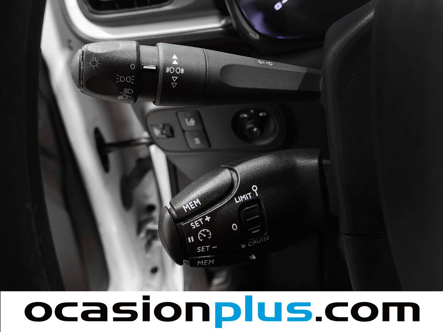 Equipamiento del Citroën C3 Citroën C3 BlueHDi 100 S&S Feel (99 CV)