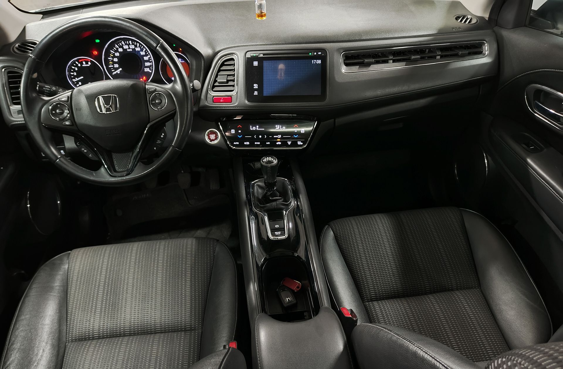 Honda HR-V 1.6 i-DTEC Executive - foto 7