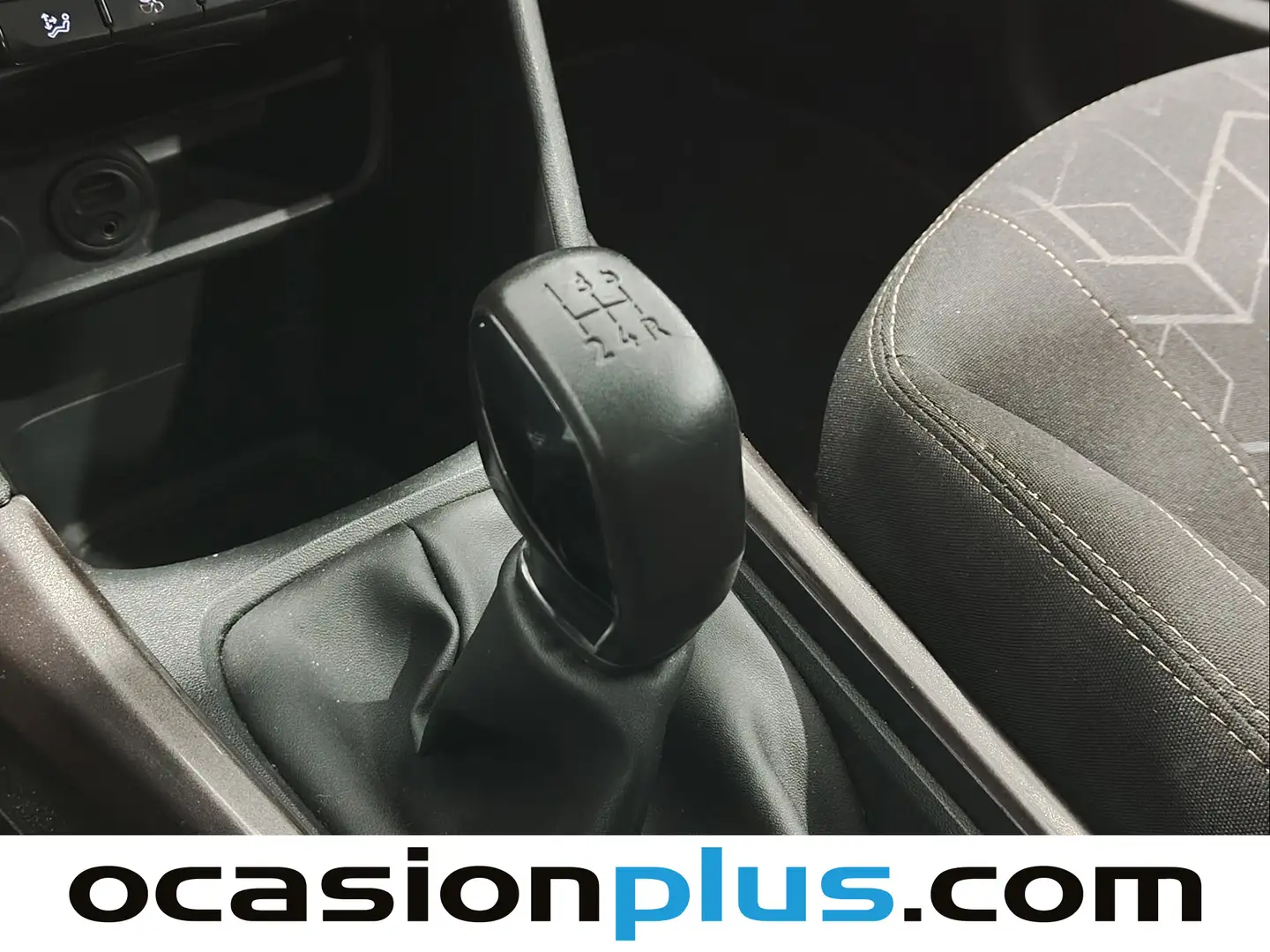 Foto Peugeot 2008 Peugeot 2008 VTI 82 Active  (82 CV)