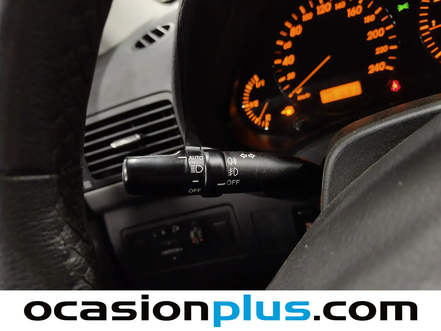 Foto Toyota Avensis Toyota Avensis 1.8 VVT-I Sol  (129 CV)